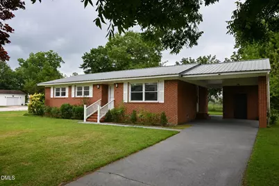 414 E Bostic Street, Beulaville, NC 28518 - Photo 4