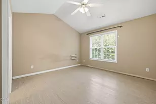 547 Lockwood Dr, Clayton, NC 27527 - Photo 6