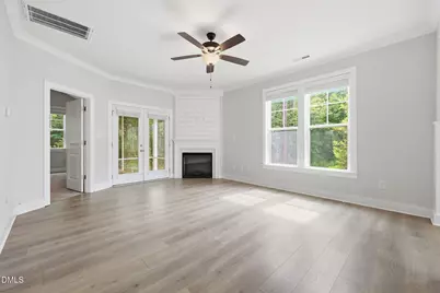 116 Spruce Hollow Circle, Spring Lake, NC 28390 - Photo 4