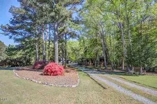 4204 Pine Rail Ln, Apex, NC 27523 - Photo 2