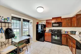 601 Middleton Ave, Cary, NC 27513 - Photo 4