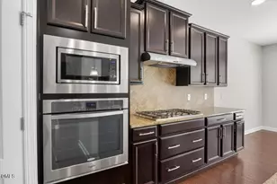 8836 Forester Ln, Apex, NC 27539 - Photo 6