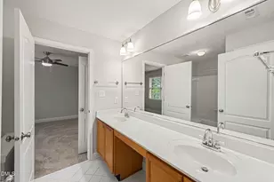 10505 Tarton Fields Cir, Raleigh, NC 27617 - Photo 22