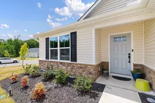 11 Artesa Ct, Fuquay Varina, NC 27526 - Photo 2