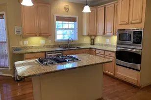 106 Tecumseh Ct, Cary, NC 27513 - Photo 8
