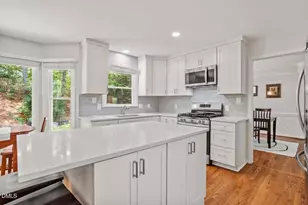 209 Halpen Dr, Cary, NC 27513 - Photo 18