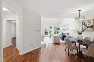 127 Essex Dr, Chapel Hill, NC 27514 - Photo 10