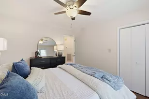 127 Essex Dr, Chapel Hill, NC 27514 - Photo 18