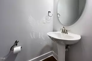 8520 Silsbee Dr, Raleigh, NC 27613 - Photo 18