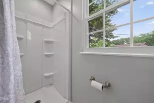 5604 H Falls of Neuse Rd, Raleigh, NC 27609 - Photo 14