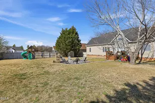 125 Dexterfield Dr, Fuquay Varina, NC 27526 - Photo 34