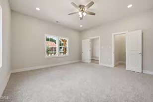 213 W Parrish Dr, Benson, NC 27504 - Photo 22