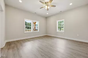 213 W Parrish Dr, Benson, NC 27504 - Photo 6