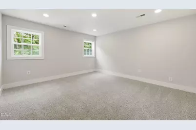 213 W Parrish Drive, Benson, NC 27504 - Photo 32