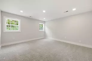 213 W Parrish Dr, Benson, NC 27504 - Photo 32