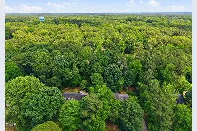 8801 Mansfield Drive, Raleigh, NC 27613 - Photo 54
