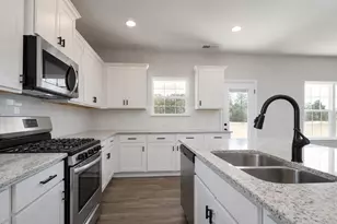202 Jackson Rdg Wy, Pikeville, NC 27863 - Photo 10
