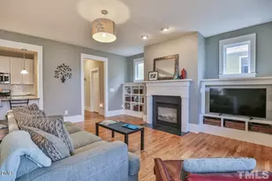 19 Pokeberry Bend Dr, Chapel Hill, NC 27516 - Photo 10