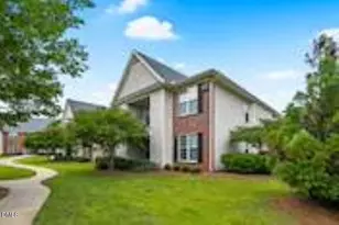 411 Gallery Dr, Spring Lake, NC 28390 - Photo 2