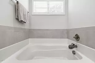 675 Amusement Dr, Hope Mills, NC 28348 - Photo 20