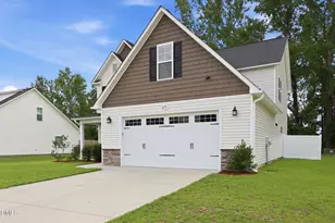 675 Amusement Dr, Hope Mills, NC 28348 - Photo 2