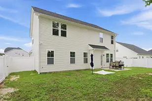 675 Amusement Dr, Hope Mills, NC 28348 - Photo 40
