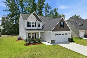 675 Amusement Dr, Hope Mills, NC 28348 - Photo 2