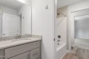 675 Amusement Dr, Hope Mills, NC 28348 - Photo 30