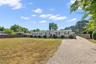 7232 Campsite Dr, Wendell, NC 27591 - Photo 4
