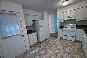4110 Kaplan Dr, Raleigh, NC 27606 - Photo 2