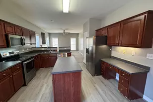 3228 Forest Mill Cir, Raleigh, NC 27616 - Photo 2