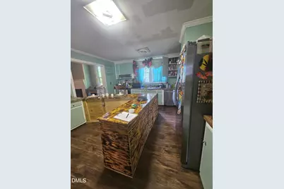 202 E Blanche Street, Pine Level, NC 27568 - Photo 2