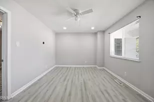 1007 Grant St, Durham, NC 27701 - Photo 32