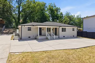 1007 Grant St, Durham, NC 27701 - Photo 2