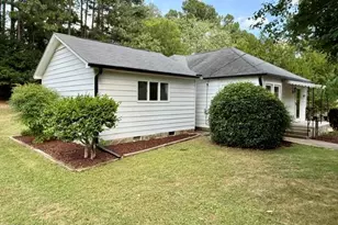 514 Chub Lake St, Roxboro, NC 27573 - Photo 4