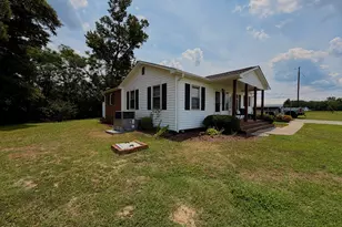 389 Luby Smith Rd, Princeton, NC 27569 - Photo 10