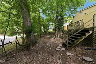 330 McMasters St, Chapel Hill, NC 27516 - Photo 10