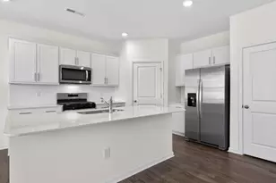 75 Green Laurel Dr, Angier, NC 27501 - Photo 6