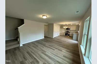 107 W Highland Avenue, Kinston, NC 28501 - Photo 10