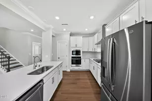 1112 Hidden Bch Dr, Wendell, NC 27591 - Photo 2