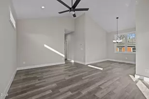 531 Booth St, Roxboro, NC 27573 - Photo 10