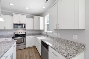 423 Fairway Dr, Mebane, NC 27302 - Photo 14