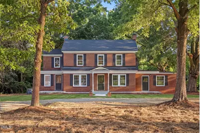 1424 Carthage Street, Sanford, NC 27330 - Photo 2