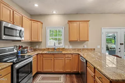 107 Michael Lane, Aberdeen, NC 28315 - Photo 4