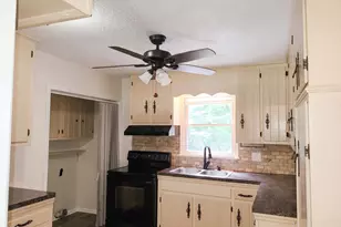 109 Wimberly Ave, Rocky Mount, NC 27804 - Photo 2