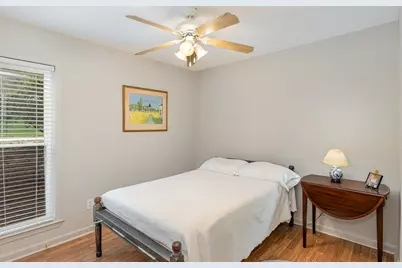 2216 Myron Drive #102, Raleigh, NC 27607 - Photo 18