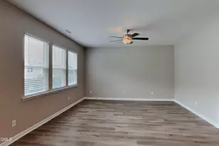 923 Avondale Dr, Clayton, NC 27520 - Photo 2