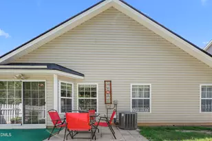 137 Georgetowne Dr, Clayton, NC 27520 - Photo 24