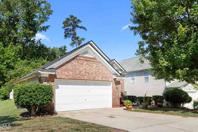 137 Georgetowne Drive, Clayton, NC 27520 - Photo 2