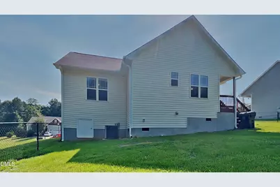 139 Parkers Pointe Drive, Benson, NC 27504 - Photo 16